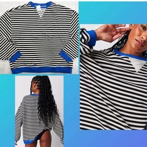 NWT💙🖤FREE PEOPLE CLASSIC STRIPE OVERSIZED CREWNECK